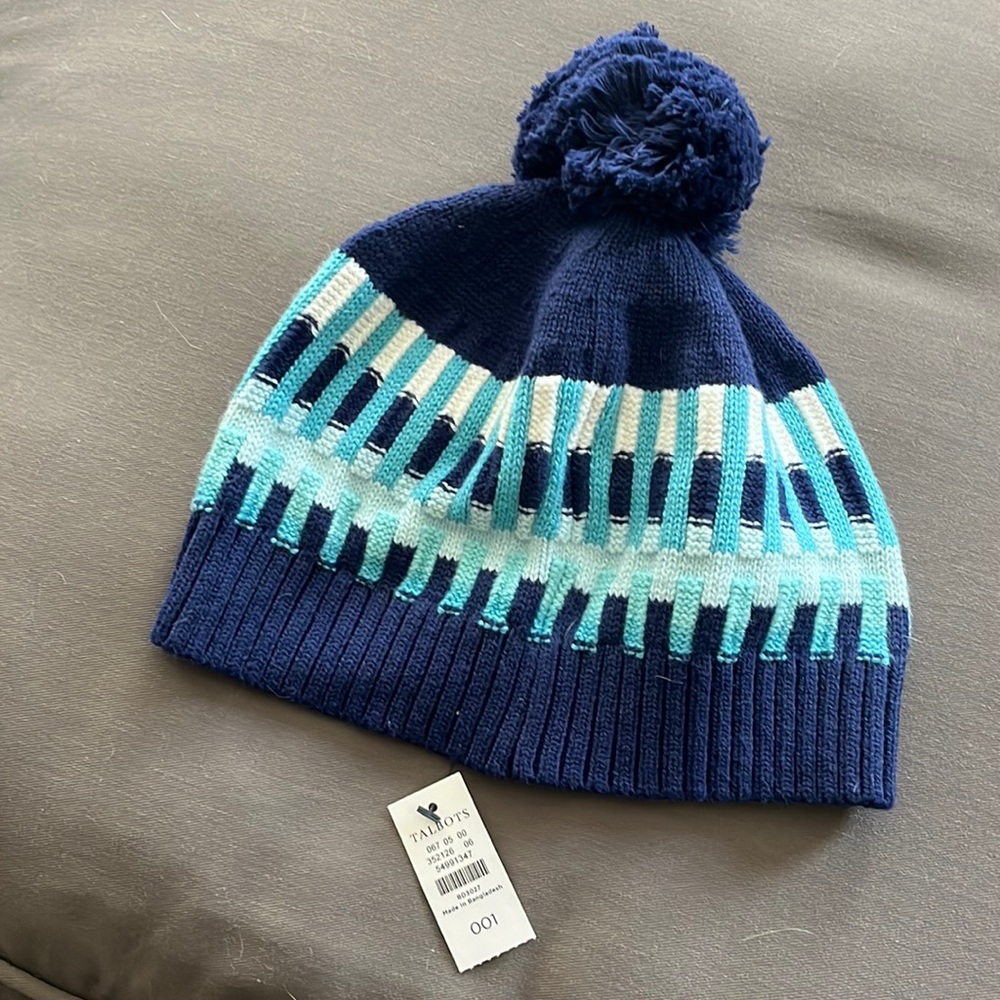 Talbots NWT blue beanie AND scarf (matching set)